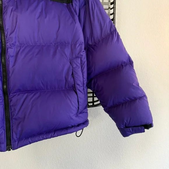 The North Face 1996 Retro Nuptse Jacket in Peak Purple - Picture 3 of 7